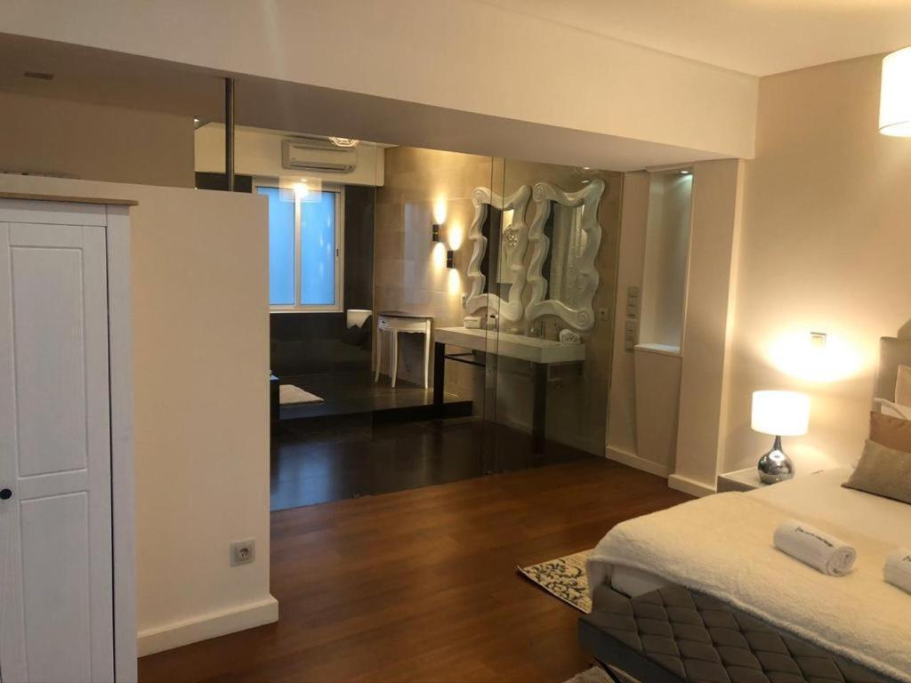 Luxury Central Apartment With Rooftop By Great&Cosy Порто Екстериор снимка