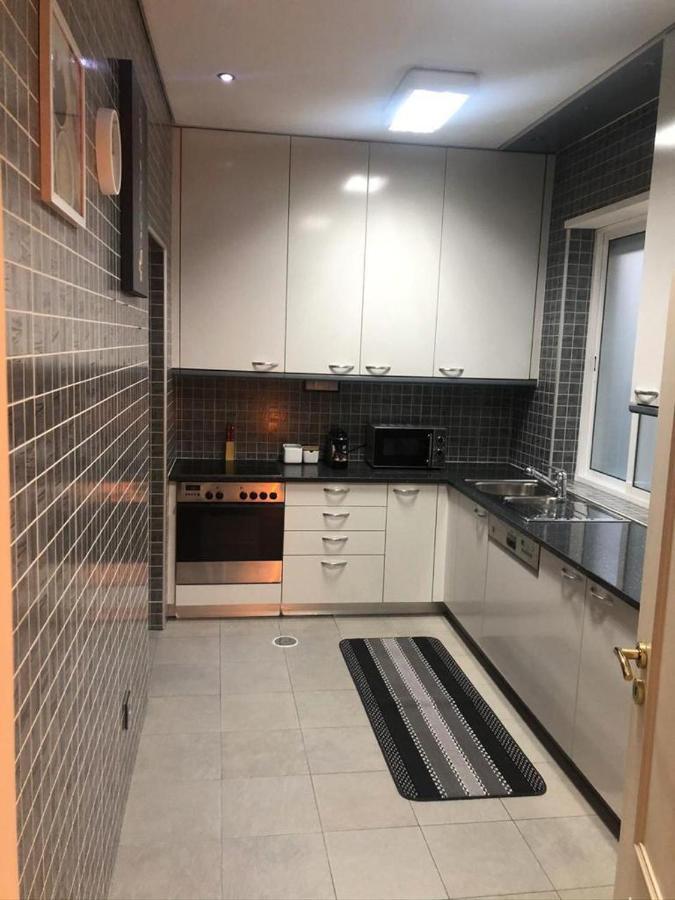 Luxury Central Apartment With Rooftop By Great&Cosy Порто Екстериор снимка